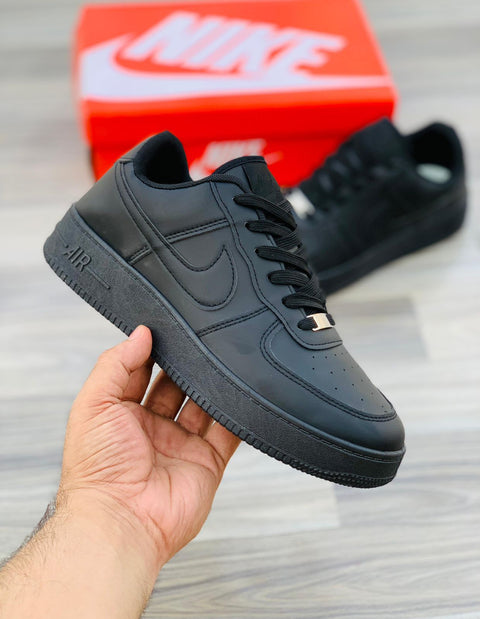 Nike Air Force 1 – Black