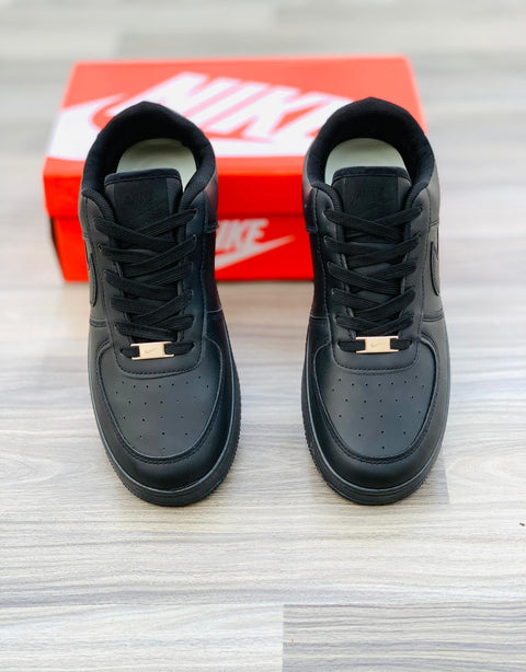 Nike Air Force 1 – Black